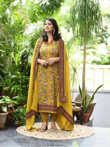 Pure fine Cotton fabric Lace Work Kurti with Pant with cotton 100-100 Dupatta